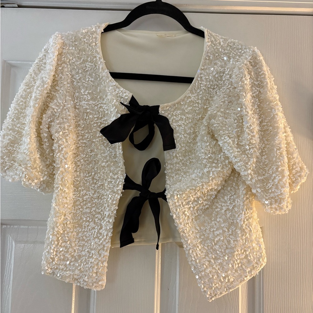 Lucky Brand Sequin Bow Tie Shirt size S